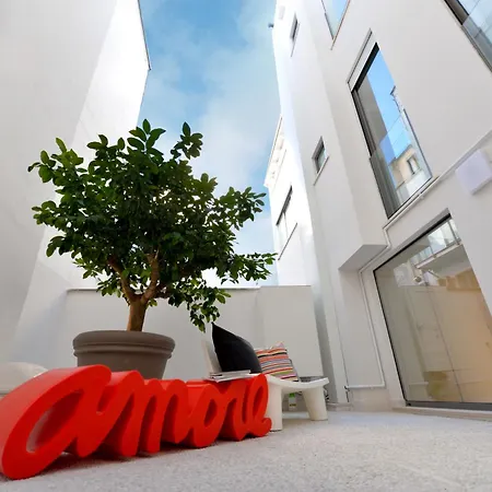 All'ombra Bed & Breakfast *